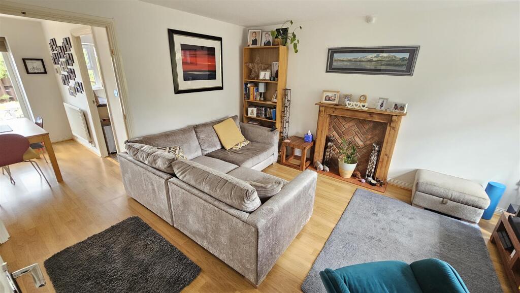 House in Rushcliffe, Romans Quarter, Bingham - More