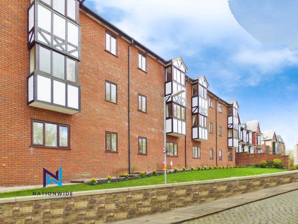 Apartment in Bolton, Greater Manchester - View 2