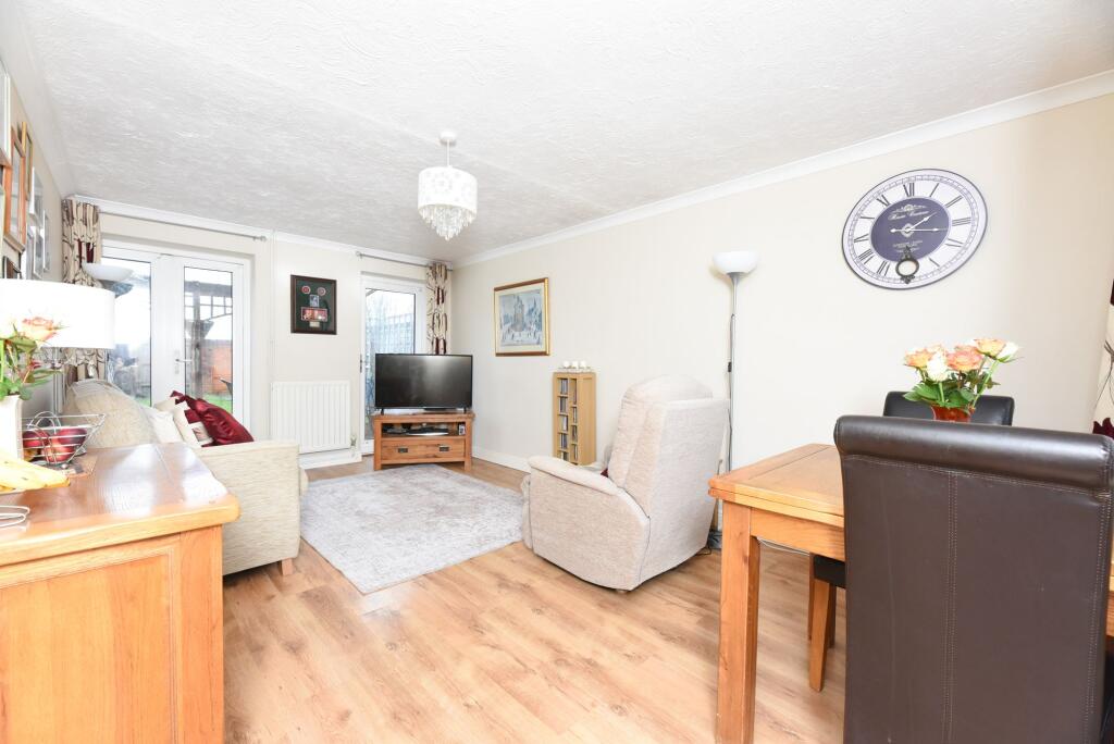 Sallowbush Road, Huntingdon, PE29 photo 3