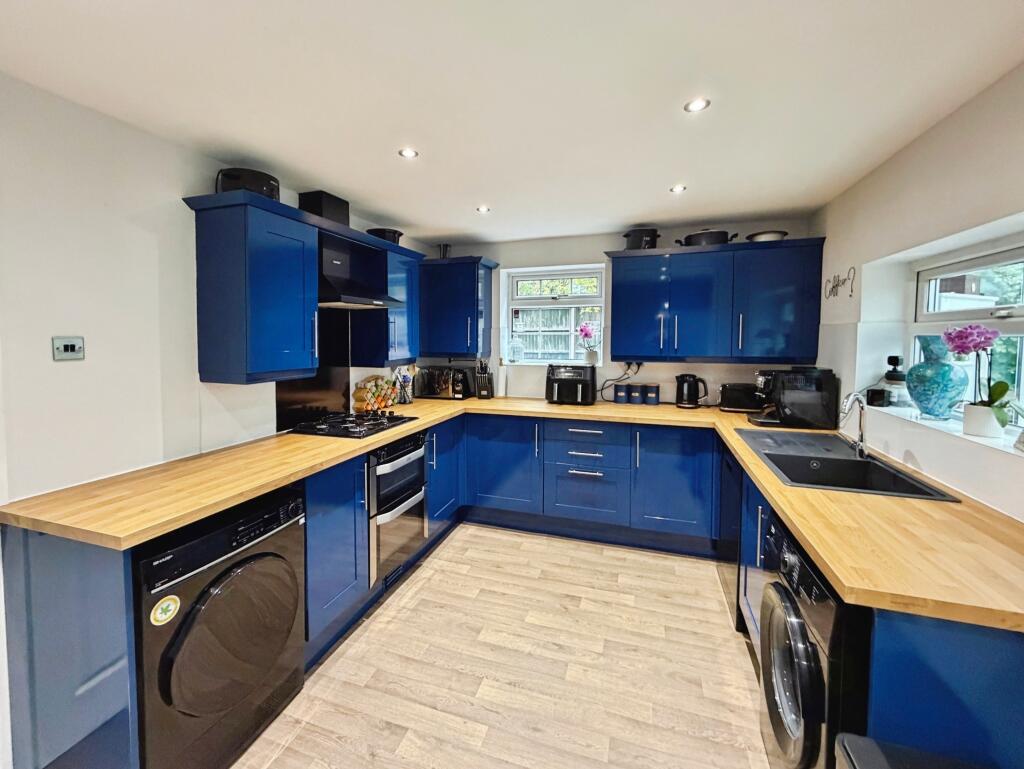 House in Sheffield, South Yorkshire - View 3