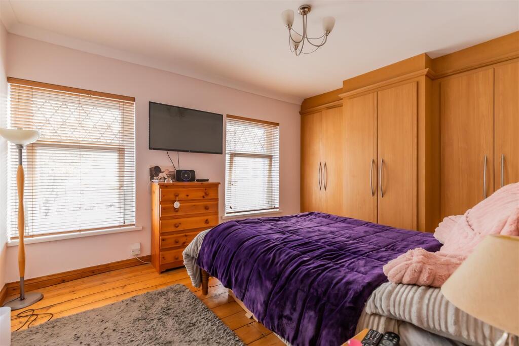 House in Cardiff, Adamsdown - View 5