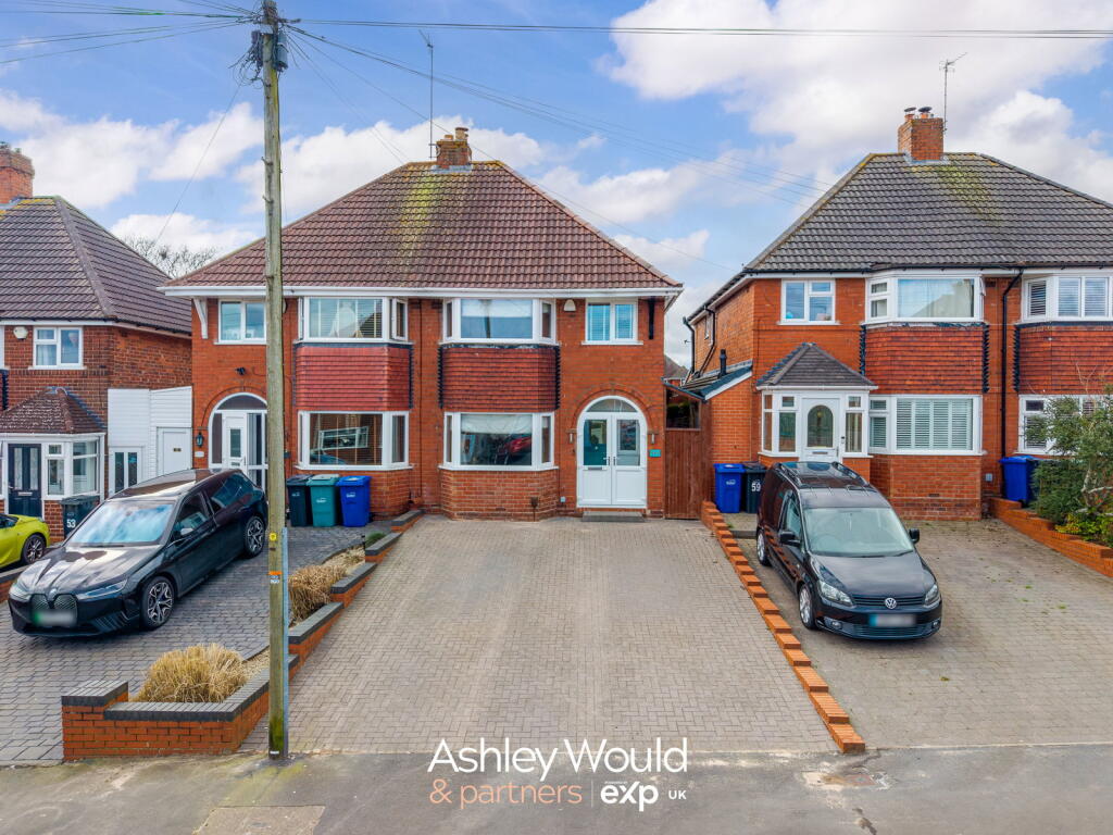 Main image of property: Shenstone Valley Road, Halesowen, B62 9TH
