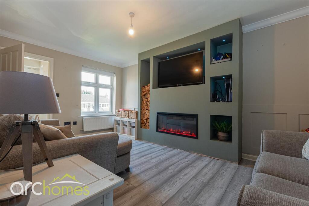 House in Wigan, Crooke, Standish Lower Ground - View 2