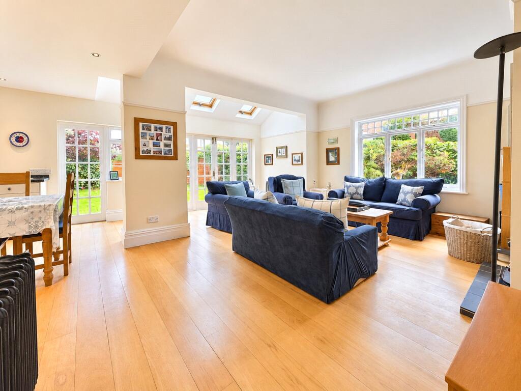 Cholmondeley Road, West Kirby, Wirral, Merseyside, CH48 photo 2