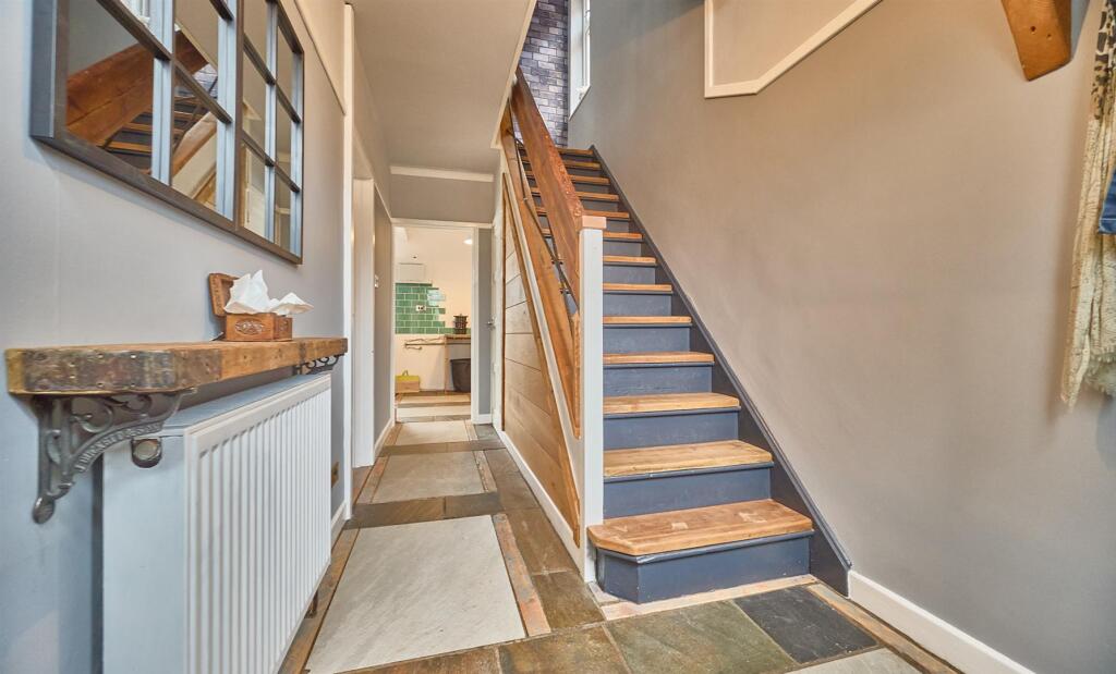 House in Hinckley and Bosworth, Hinckley - View 2
