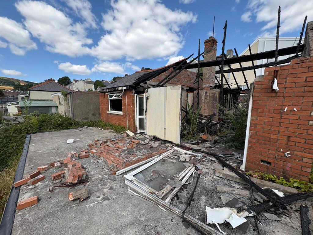 House in Newport, Abertillery - View 4
