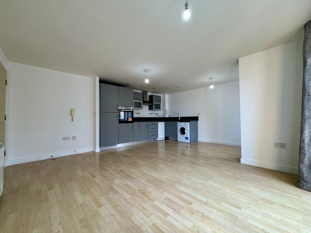 House in Reading - View 2