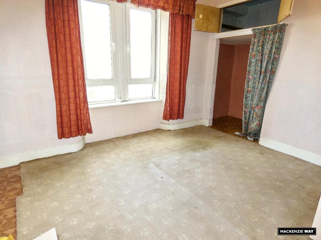 Glebe Place, Saltcoats, Ayrshire, KA21 photo 2