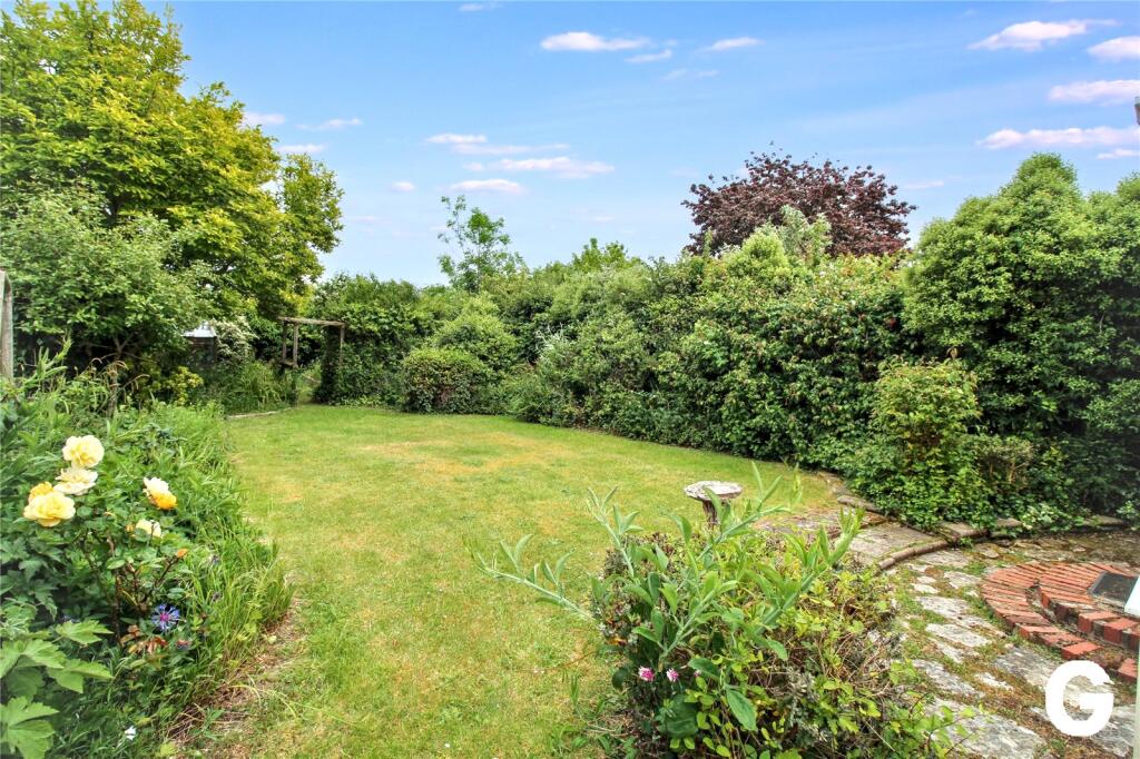 House in New Forest, Ringwood - View 2