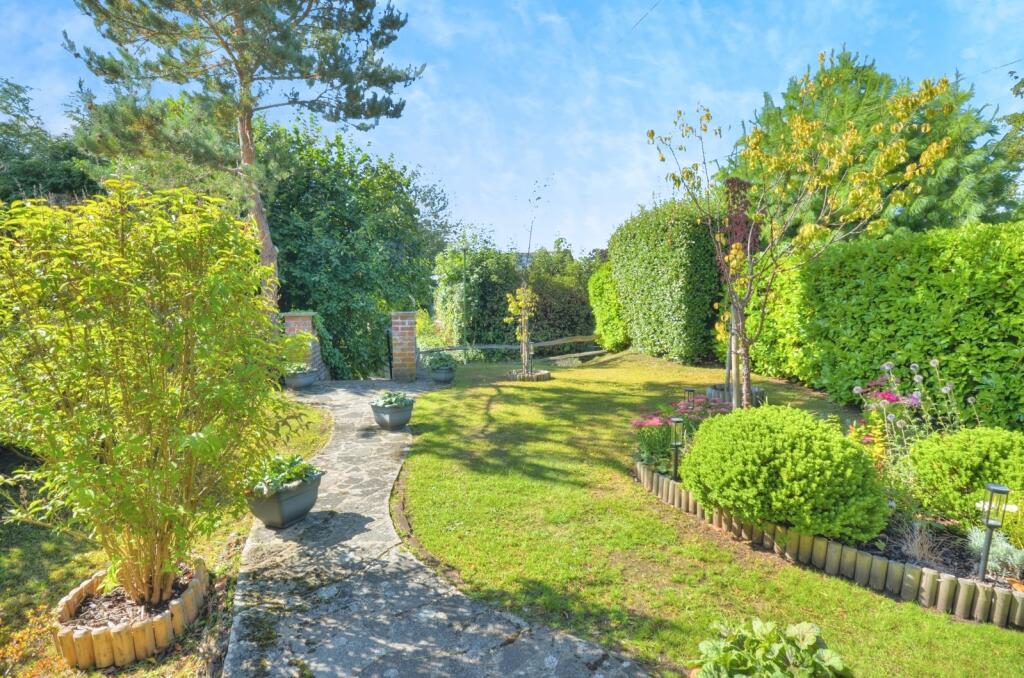 Main image of property: June Lane, Midhurst, West Sussex, GU29