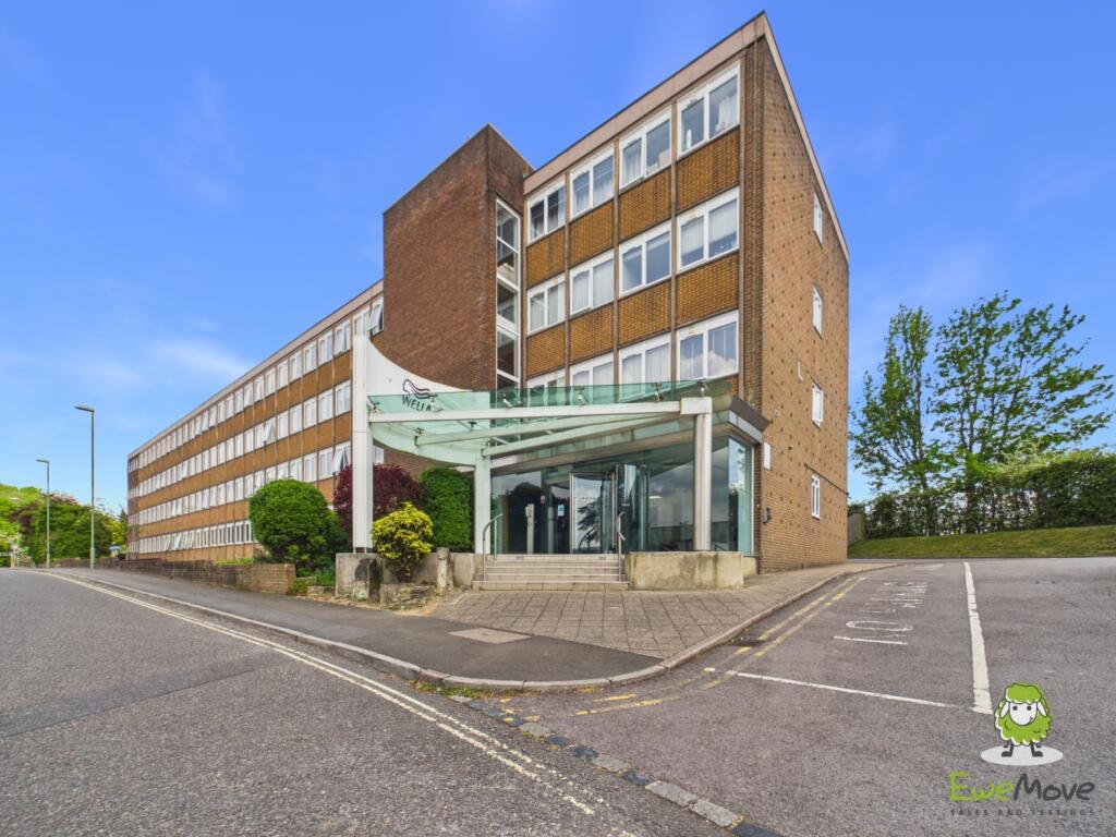Main image of property: Wella Road, BASINGSTOKE, Hampshire, RG22