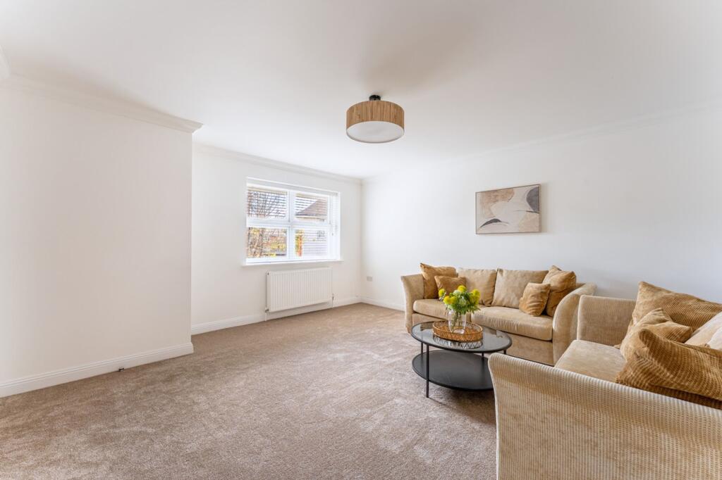Browning Avenue, Orion Court, BH5 - View 4