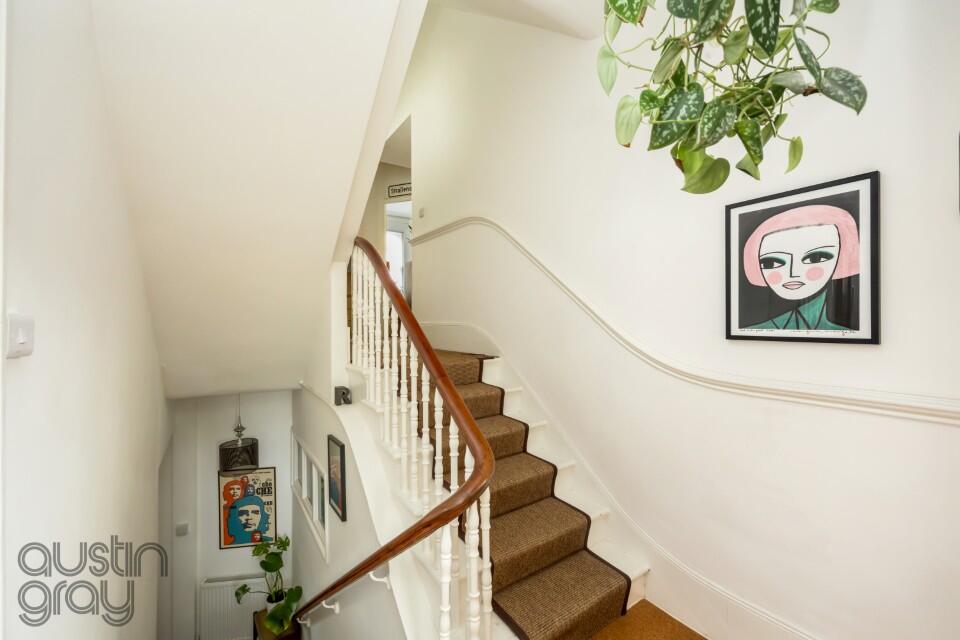 Apartment in Brighton - More