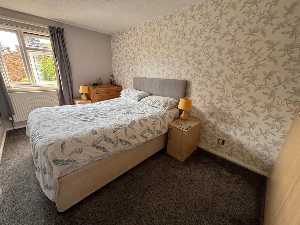 House in St Albans, Roestock, Colney Heath - View 5