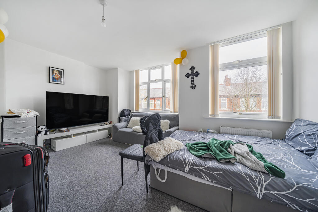 1 bedroom house share for rent