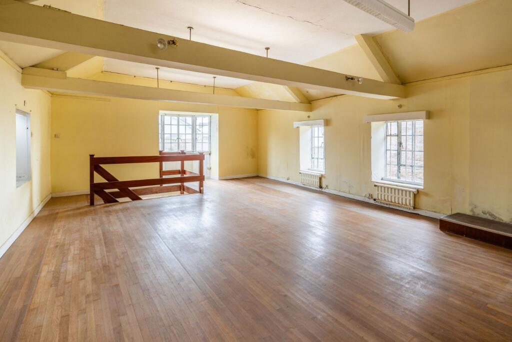 House in Cambridge, Newnham - More