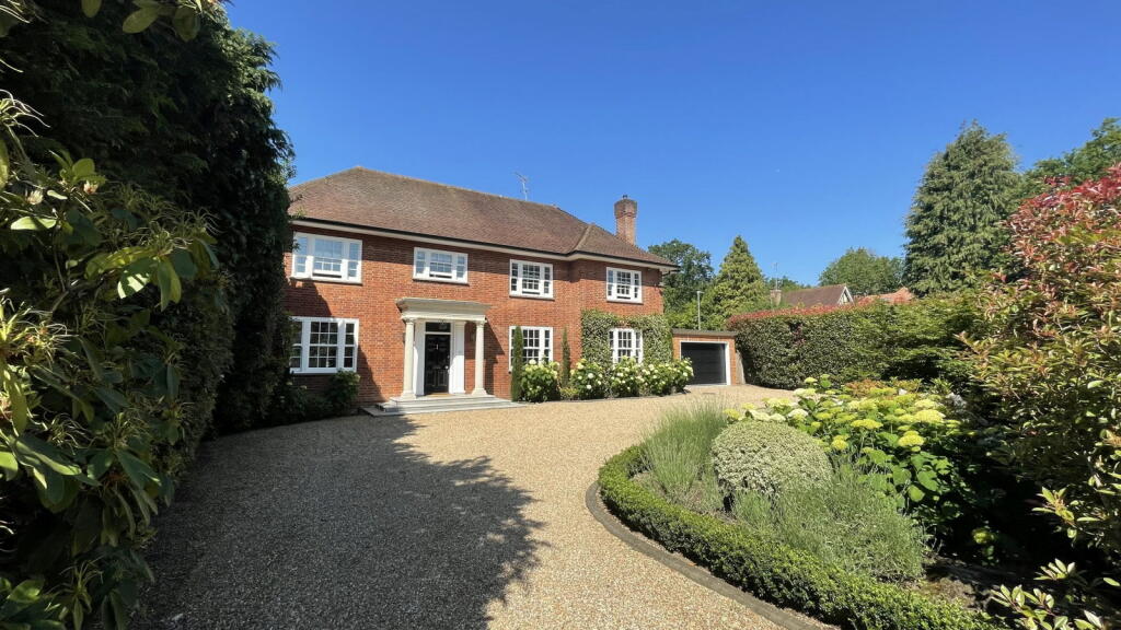 Main image of property: Linksway Northwood