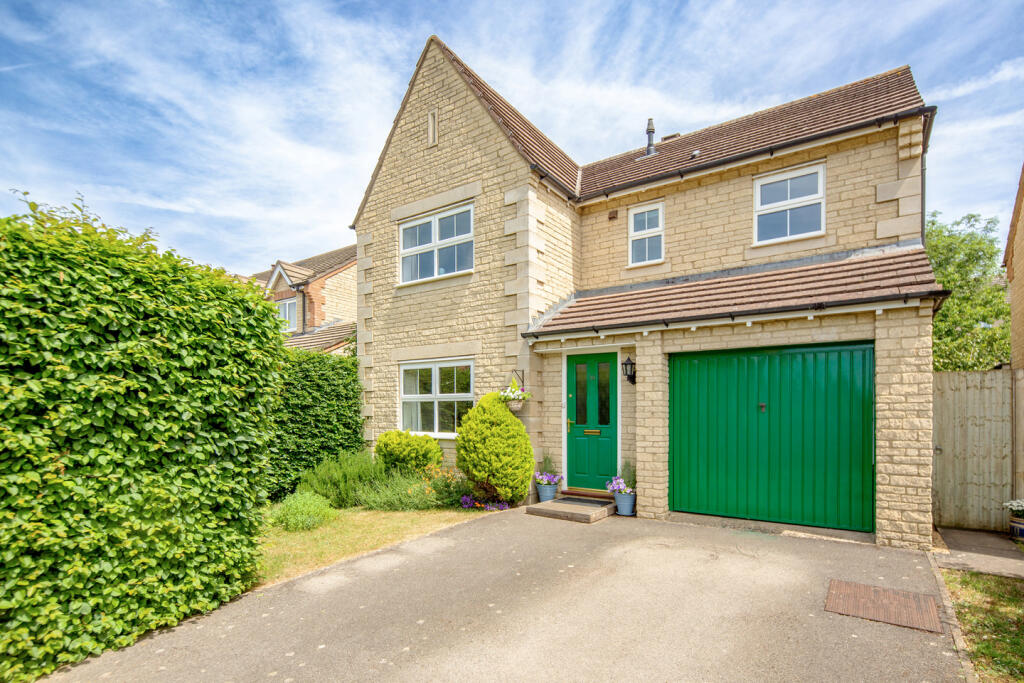 Main image of property: Lucerne Avenue, Bicester, Oxfordshire