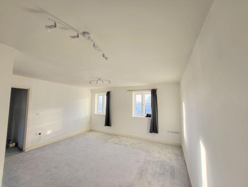 Apartment in Martock, Somerset - View 4