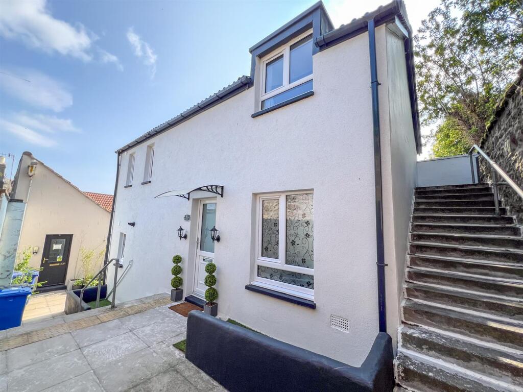House in Galashiels - View 2