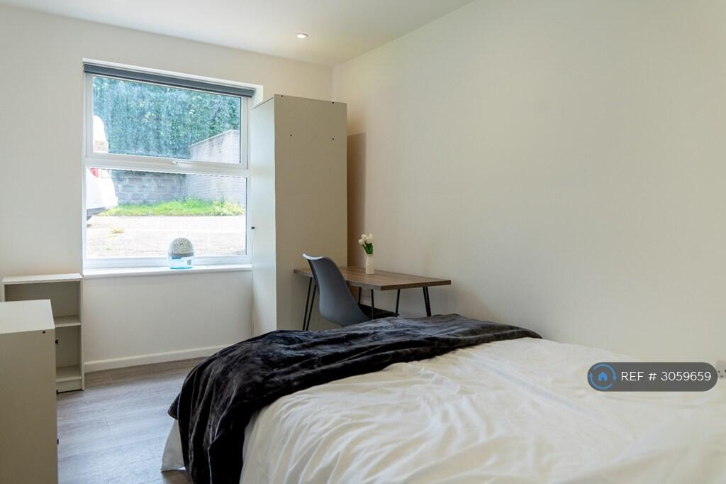 Main image of property: Harefield Close, Exeter, EX4
