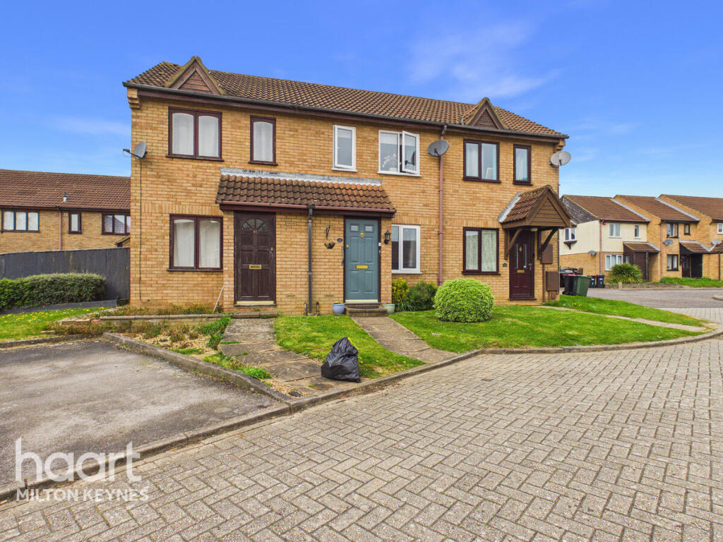 1-bed terraced on Waterloo Court, Milton Keynes, £190,000