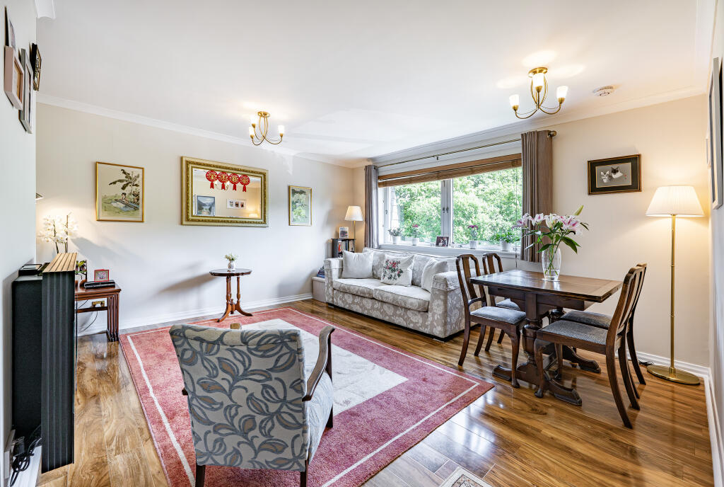 Apartment in Glasgow, South Mains, Milngavie - View 3