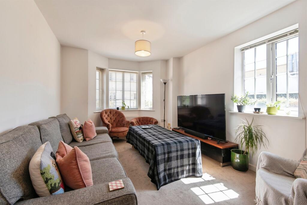 Apartment in Stevenage - View 4