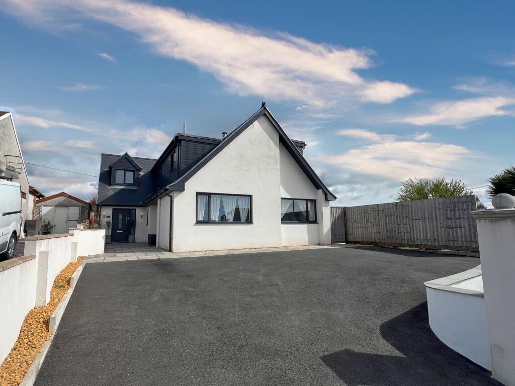 Main image of property: Pwll Evan Ddu, Coity, CF35