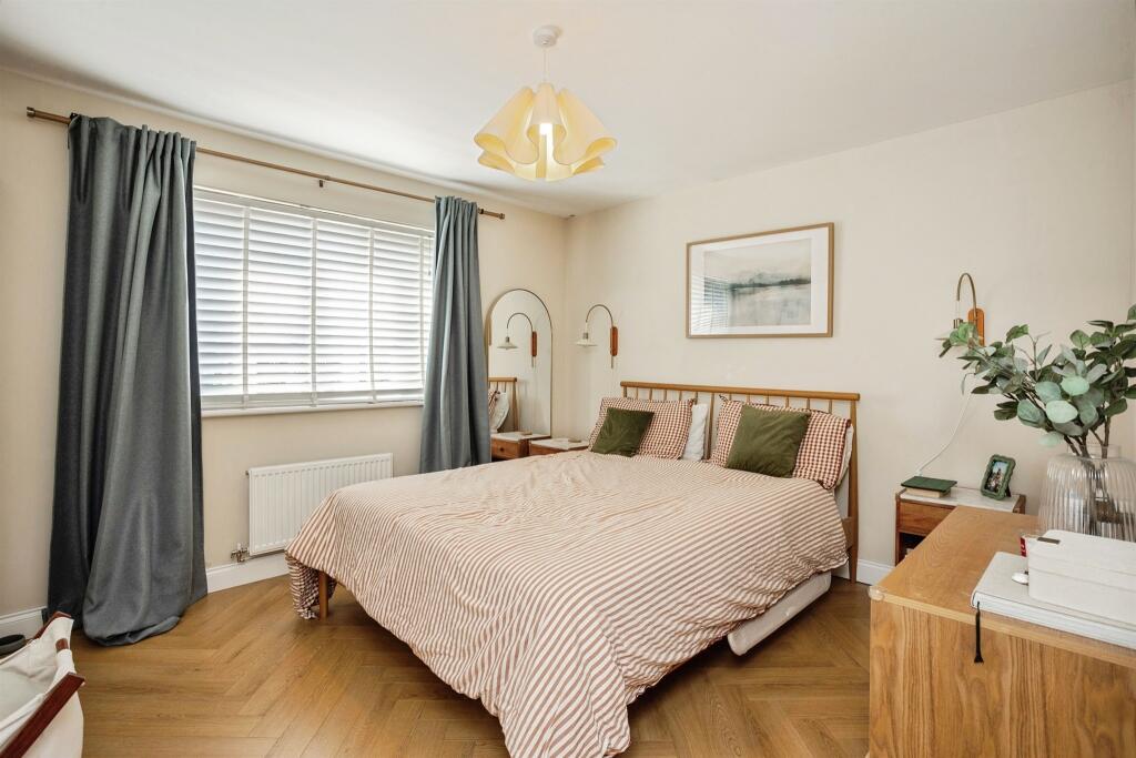 House in Melton, Leicestershire - More