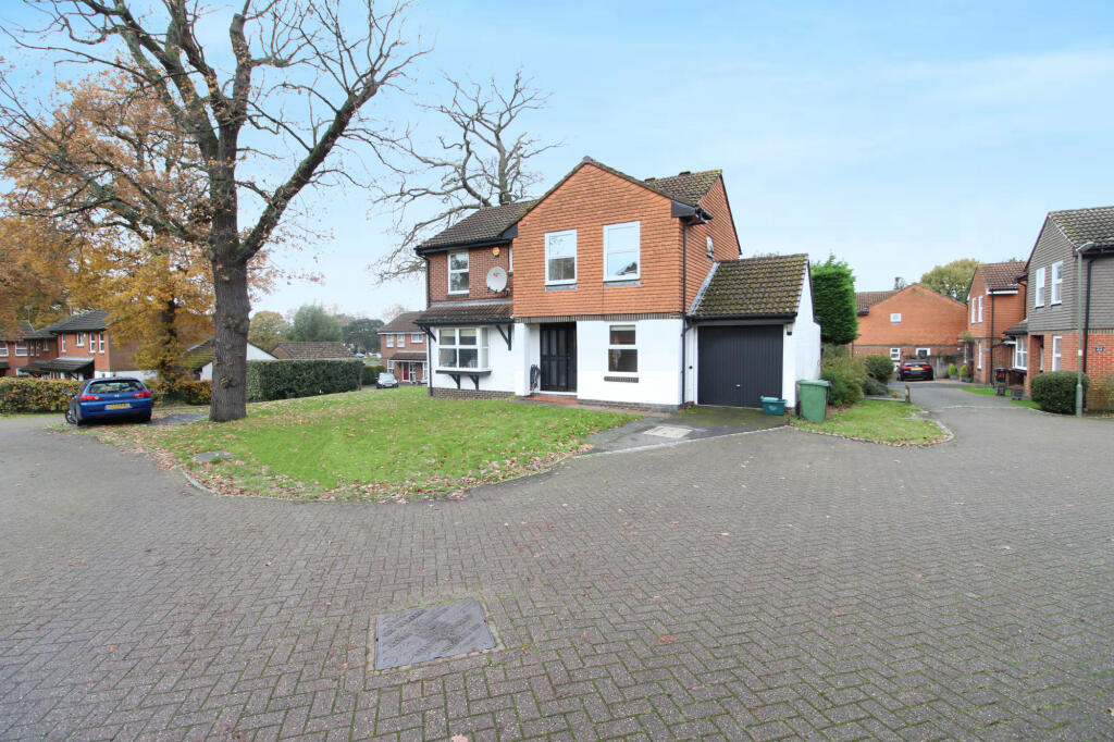 Main image of property: Northcliffe Close, Worcester Park KT4