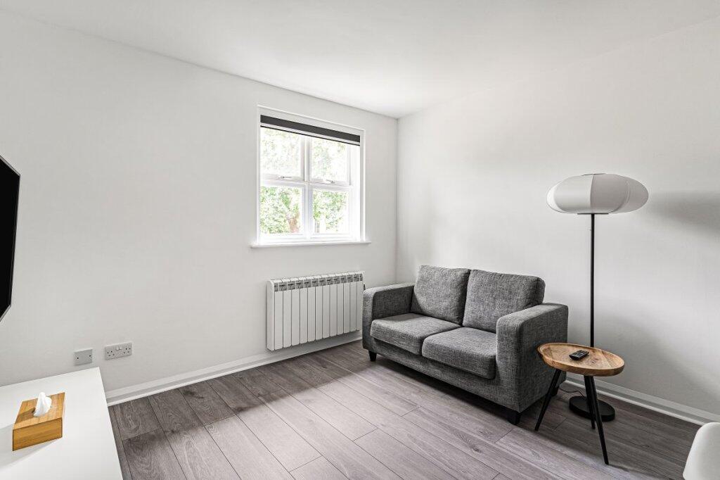 Apartment in London - View 3