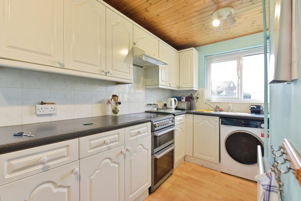Station Road, North Wingfield, Chesterfield, Derbyshire, S42 photo 4