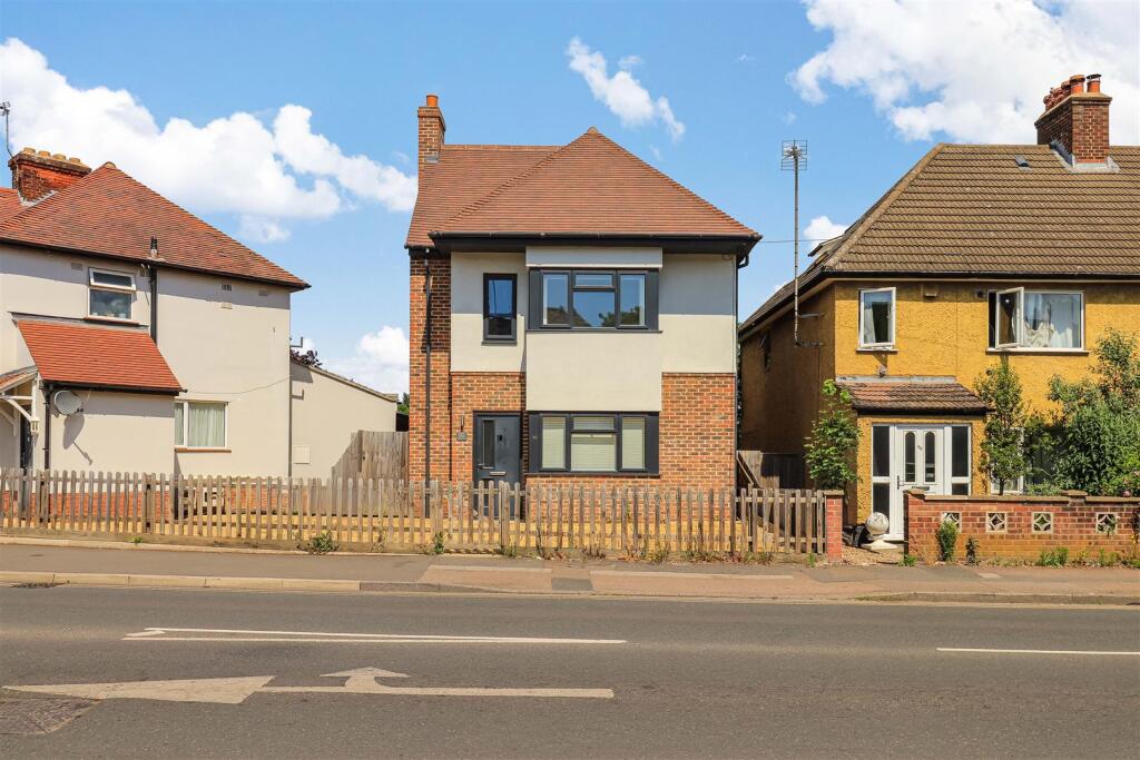 Main image of property: Elizabeth Way, Cambridge
