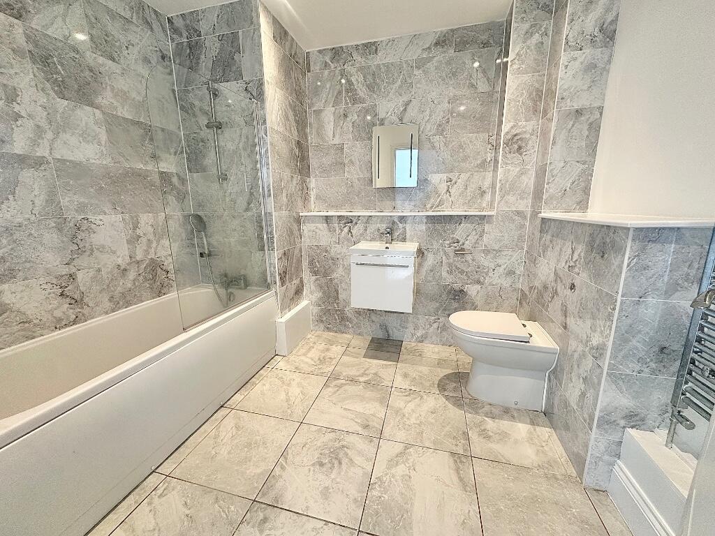 Apartment in Derby - View 4