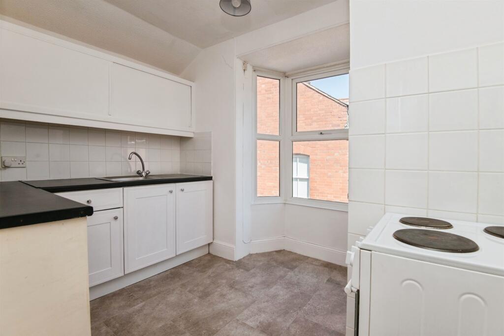 Apartment in Exeter, Polsloe - View 5