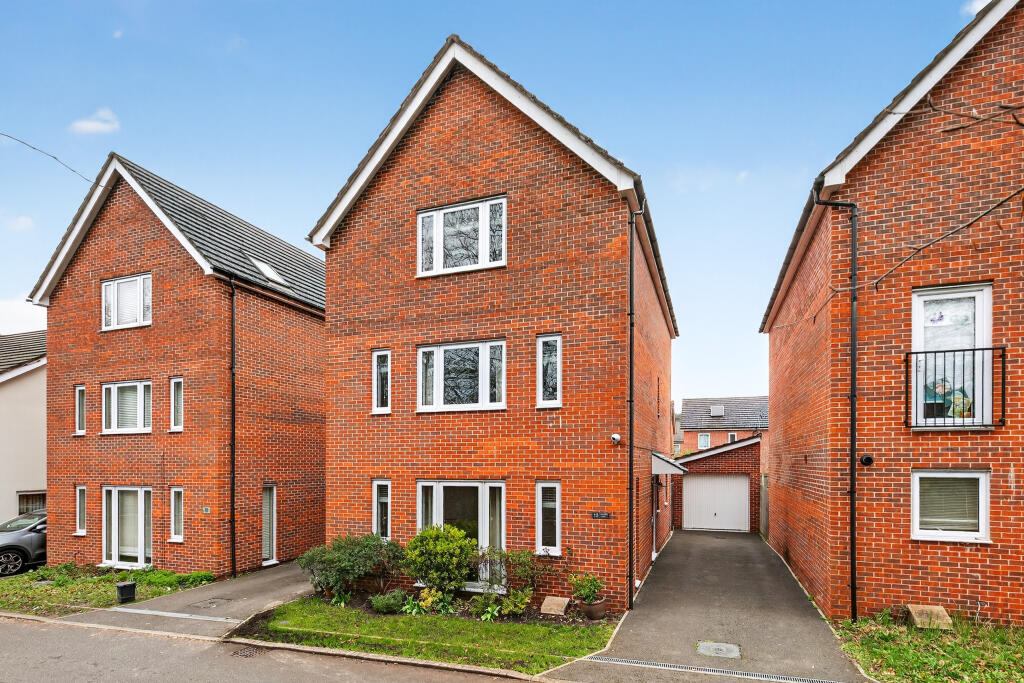 Main image of property: Hunter Way, Bracknell, RG12