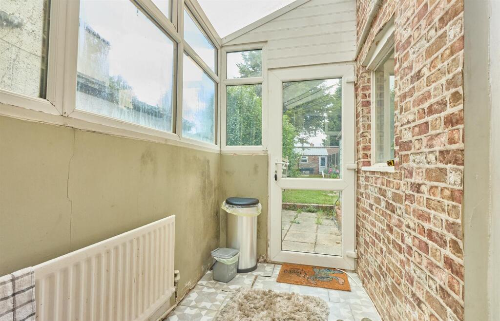 High Street, Earl Shilton - View 6