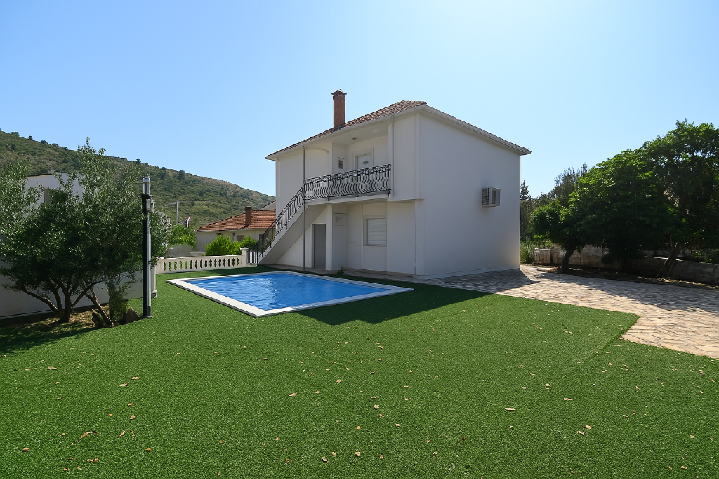 Main image of property: Rogoznica, Sibenik-Knin