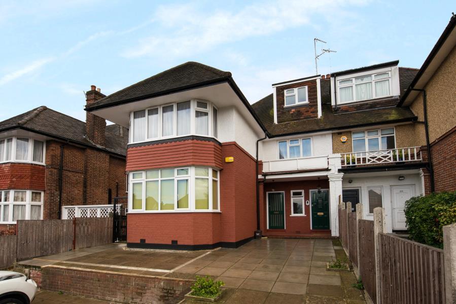 Main image of property: Finchley Road, Golders Green, NW11