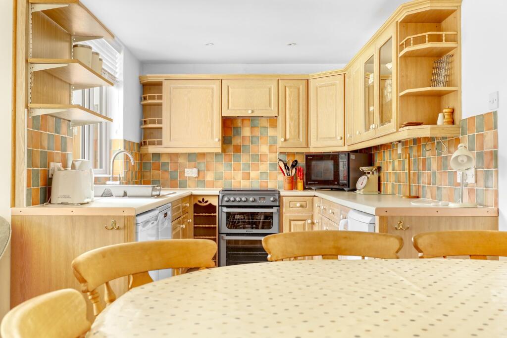 House in Stevenage - View 4