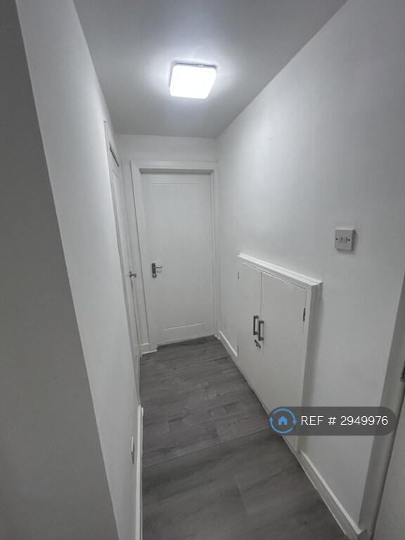 Apartment in Motherwell - View 4