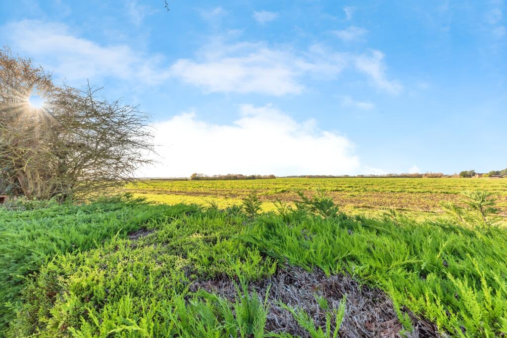 House in North Kesteven, Ruskington - View 2