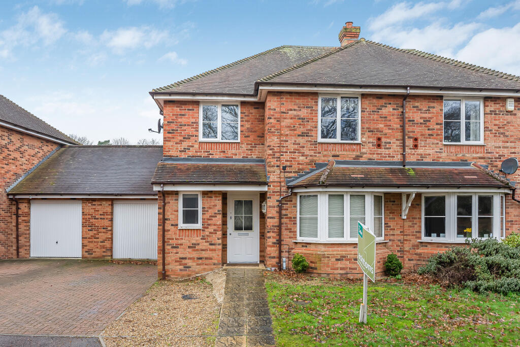 Main image of property: Scarff Close, Welwyn, AL6