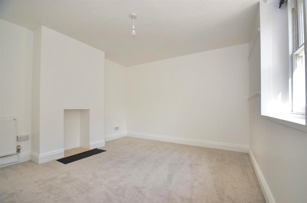 Apartment in Ryde, Isle of Wight - More