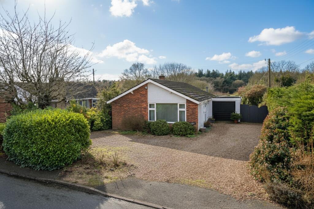 Main image of property: Taverham Road, Felthorpe, Norwich
