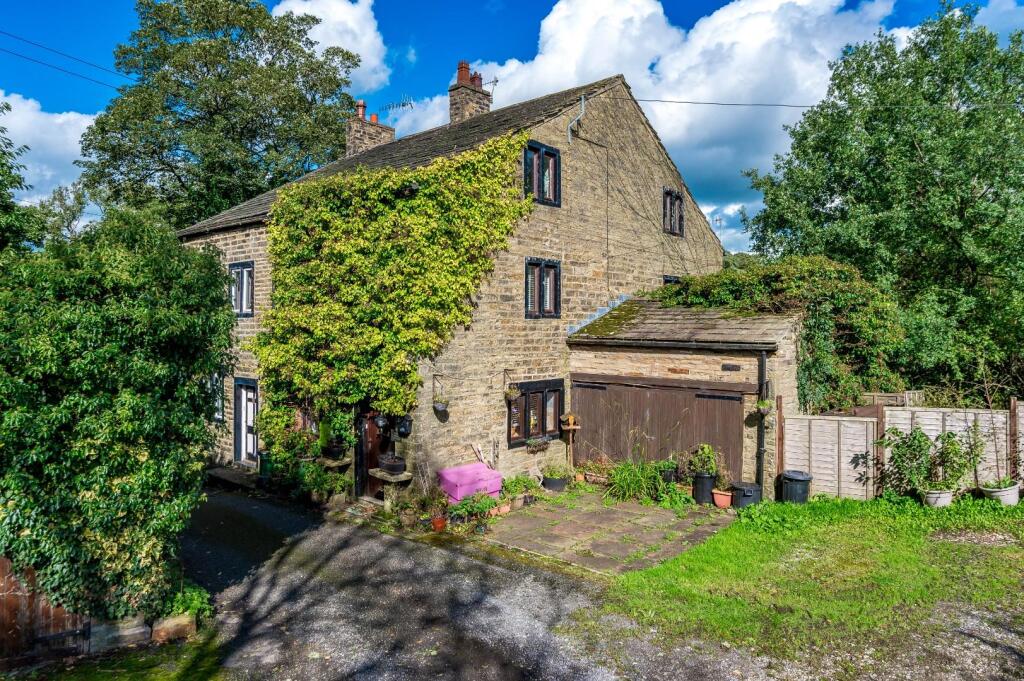 Walverden Road, Briercliffe, Burnley