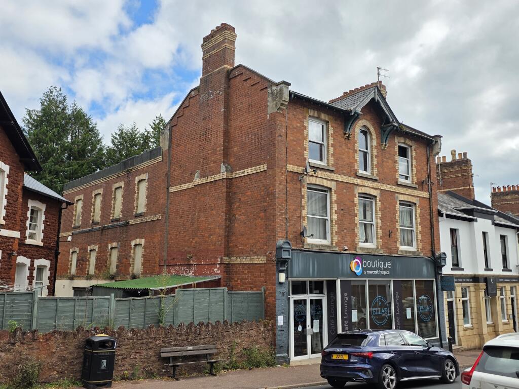 Main image of property: Flats 1-3, 25 Walnut Road, Torquay, Devon TQ2 6HP