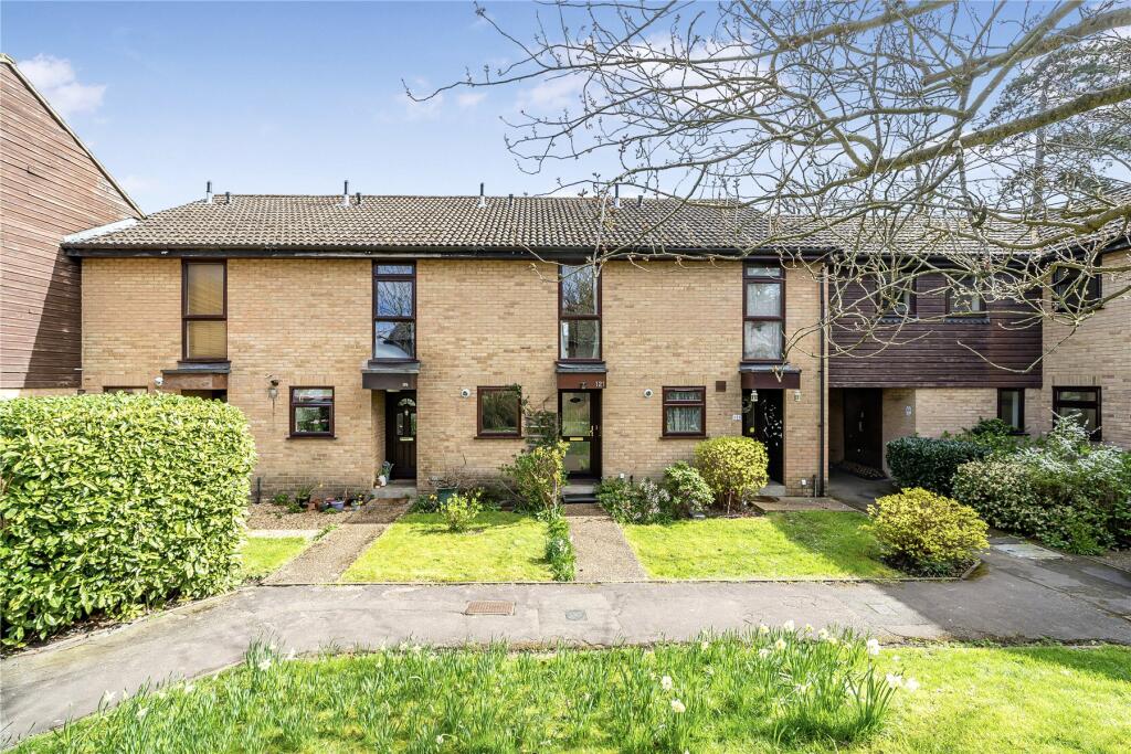 Main image of property: Inkerman Road, Knaphill, Woking, Surrey, GU21