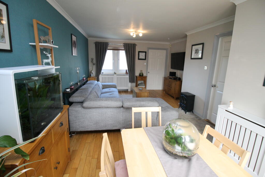 Meadow Court, Dunipace, Falkirk photo 4